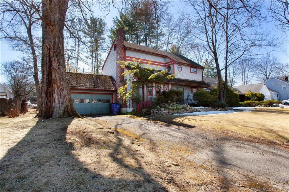 177 Brewster Rd, West Hartford, CT 06117 - photo 1