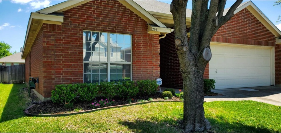 204 Trenton Dr, Wylie, TX 75098 - photo 1