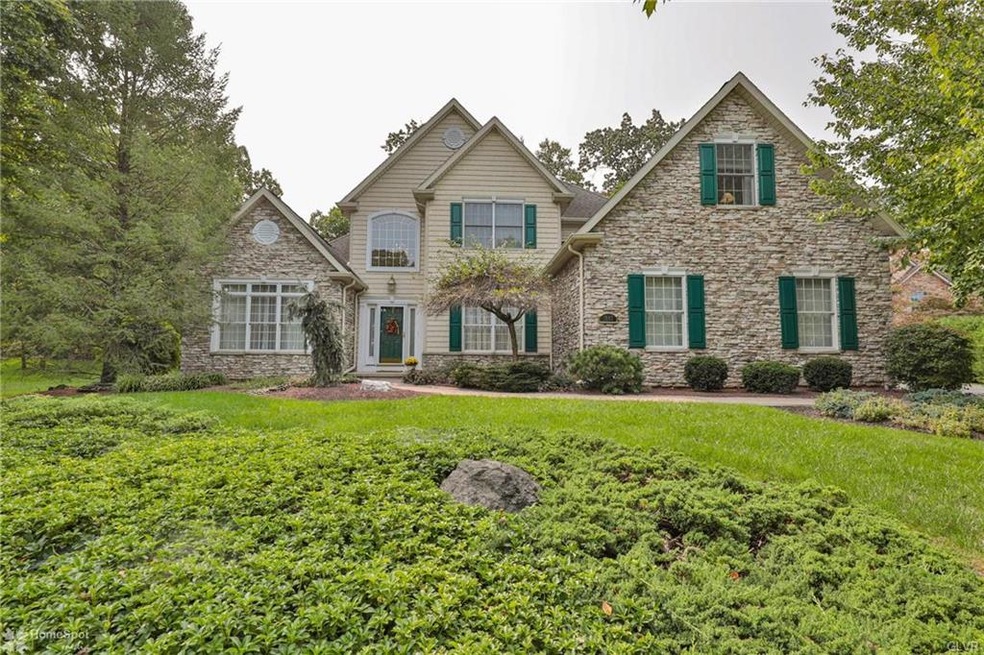 1647 Fieldstone St, Allentown, PA 18106 - photo 1