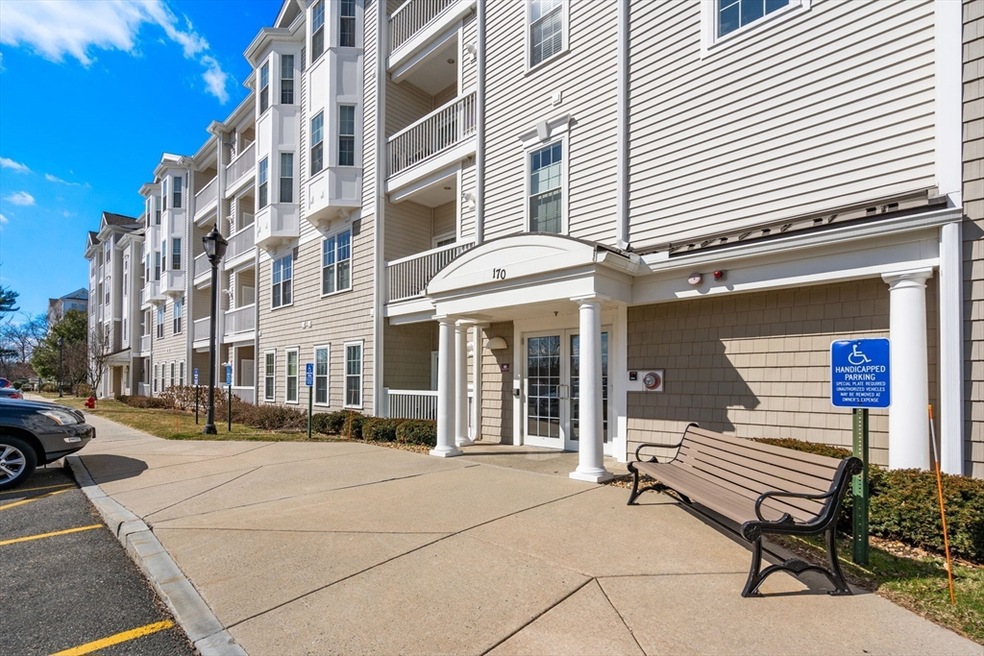 Wellington Crossing unit 401, Waltham, MA 02452 - photo 1