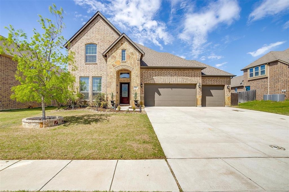 2022 Starwood Dr, Weatherford, TX 76086 - photo 1