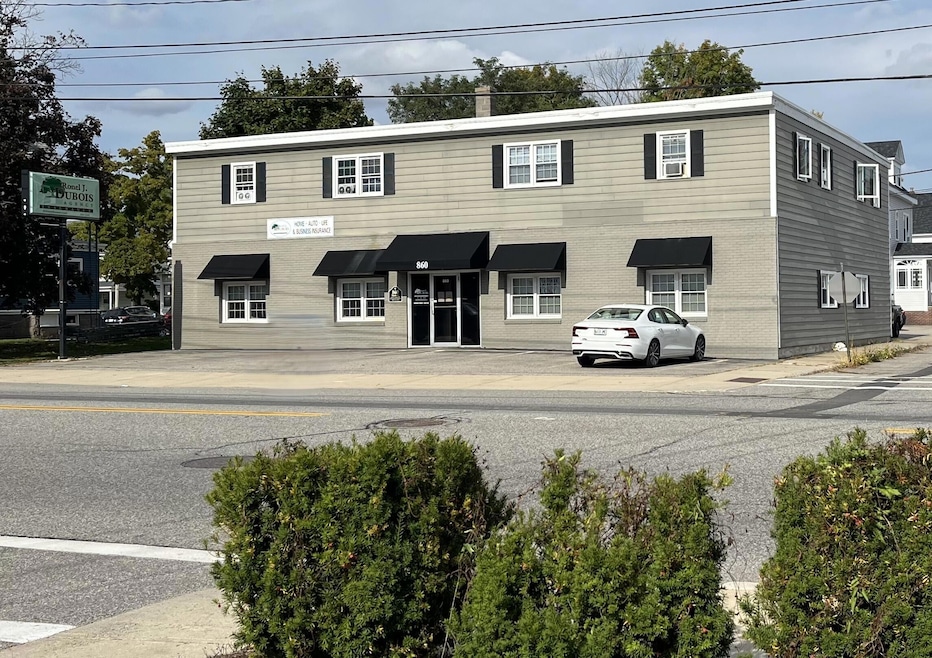 860 Main St, Sanford, ME 04073 - photo 1