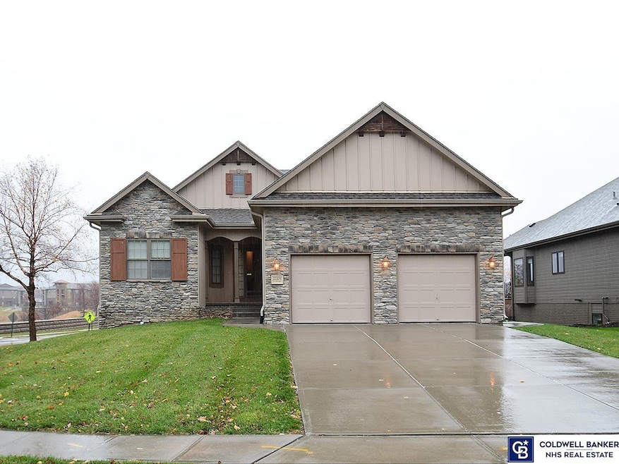 12205 S 73rd Ave, Papillion, NE 68046 - photo 1