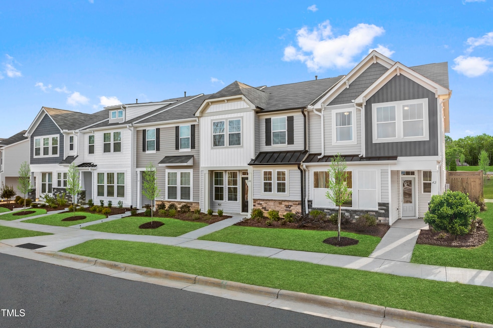 For Sale $293,795 • Co-Listing Agent