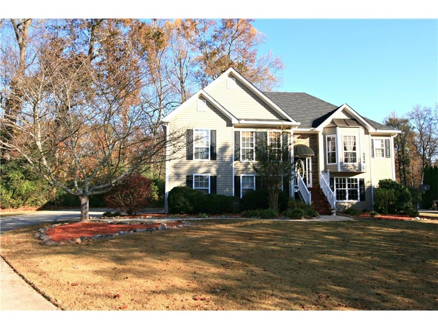 Charming home on 1.39 Acres