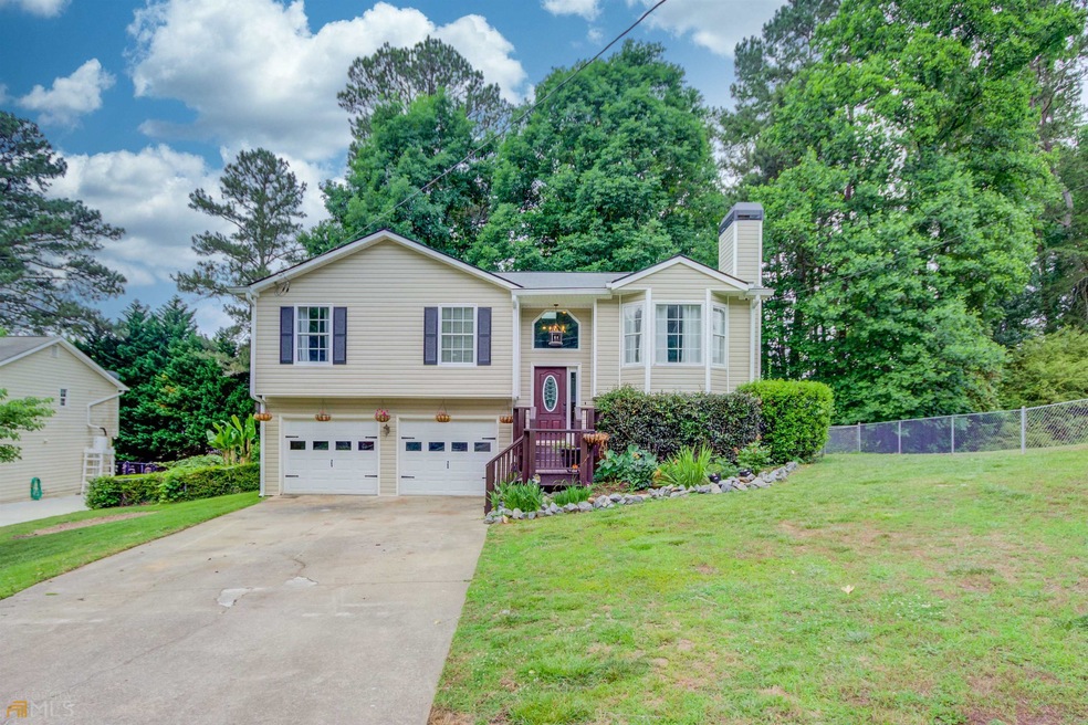 5260 Oaks Landing Ct, Sugar Hill, GA 30518 - photo 1