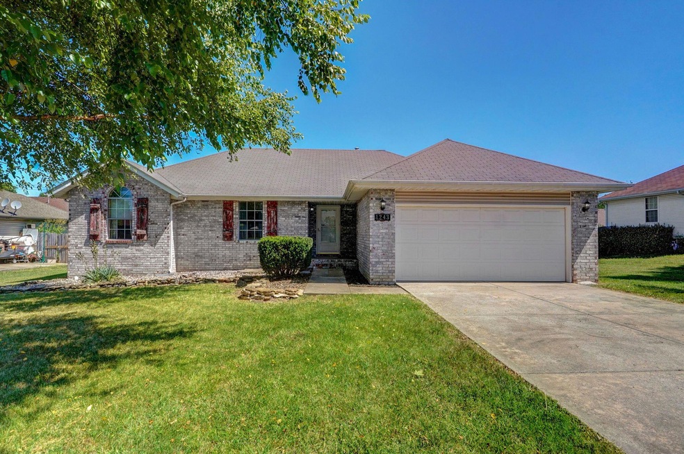 1243 W Verna Ln-1