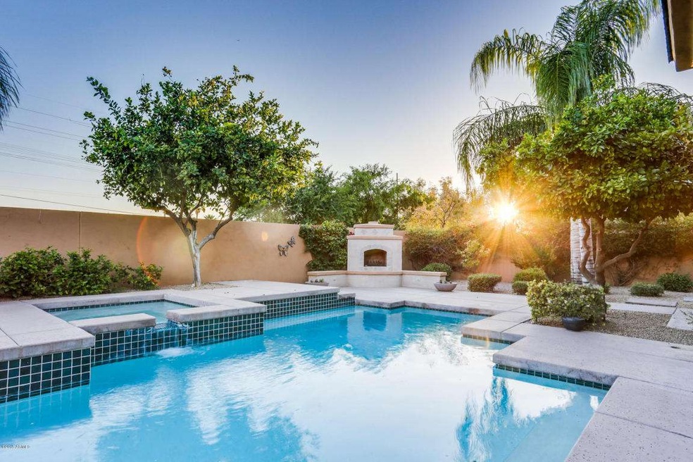 4927 E Calle Ventura, Phoenix, AZ 85018 - photo 1