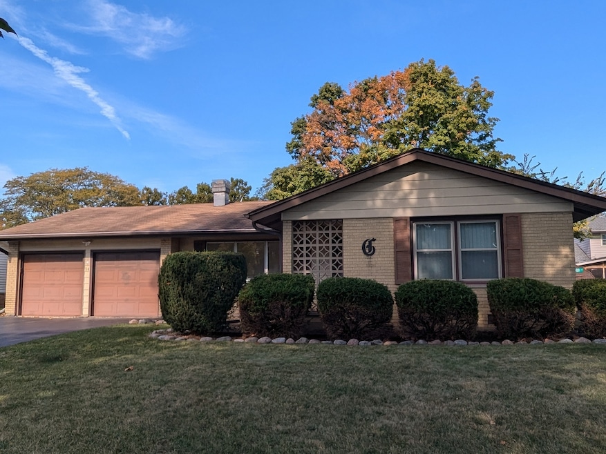 94 Jf Kennedy Blvd, Elk Grove Village, IL 60007 - photo 1