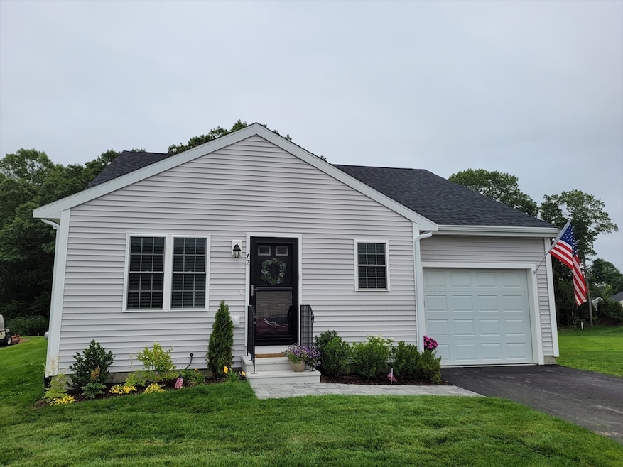 42 Bumble Bee Dr, Plymouth, MA 02360 - photo 1