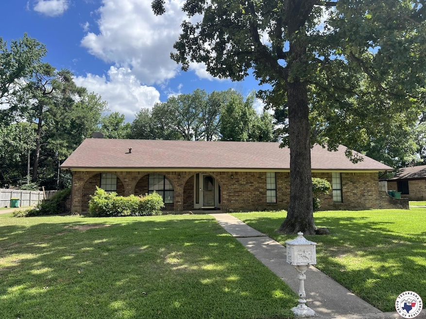 For Sale $277,000