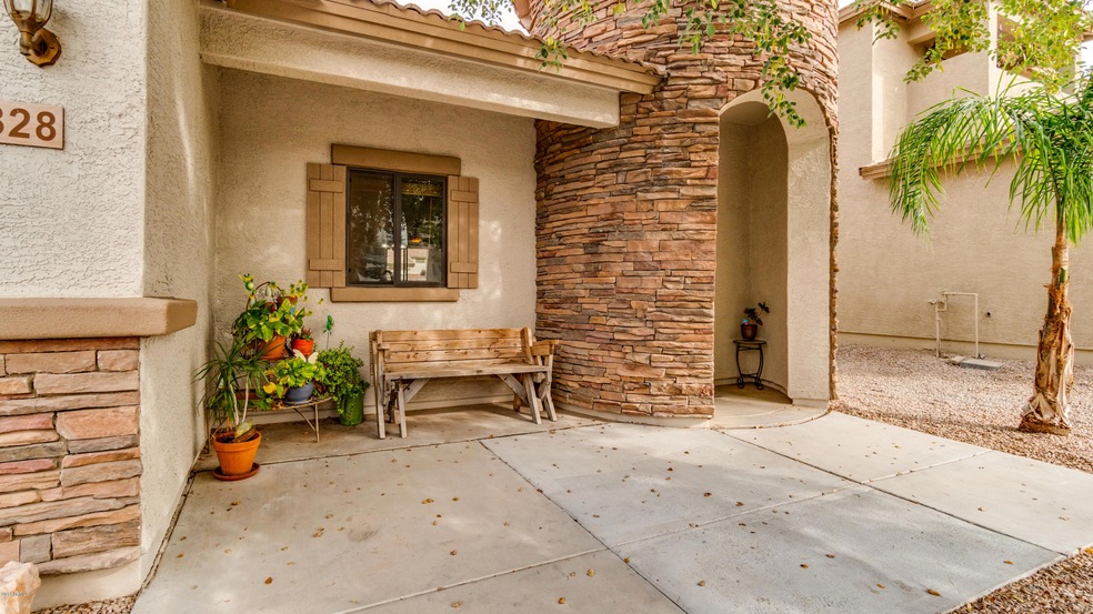 2328 E Greenlee-6