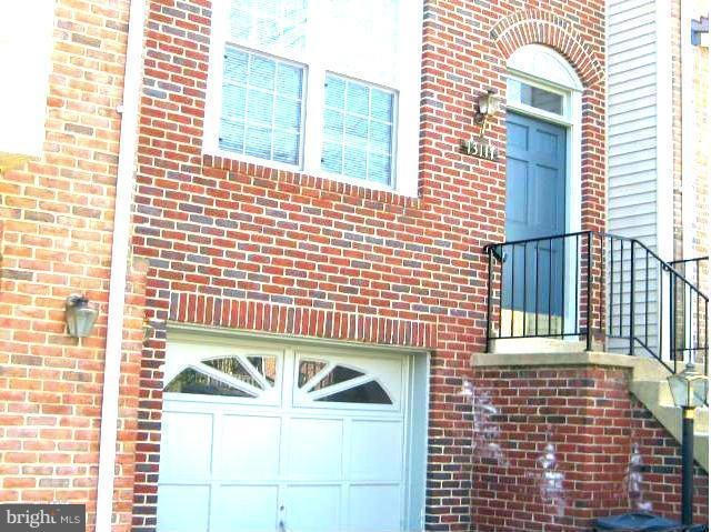 13117 Plotner Farm Rd, Herndon, VA 20171 - photo 1