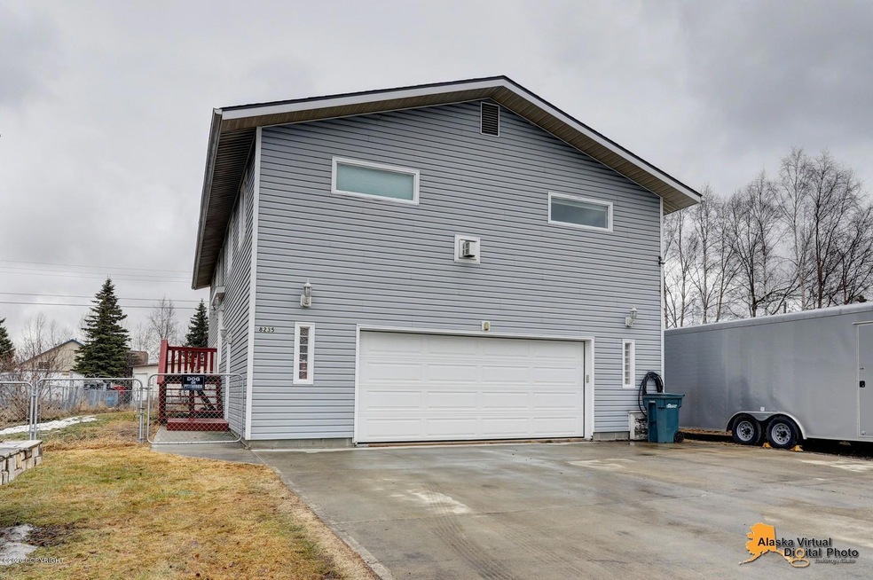 8235 Stormy Place