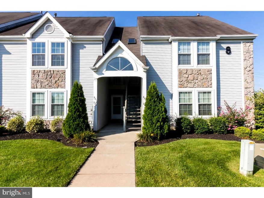 221 Loring Ct unit 221, Sewell, NJ 08080 - photo 1