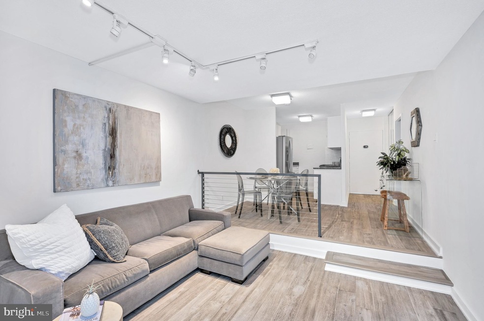 Carriage House unit 519, Washington, DC 20037 - photo 1