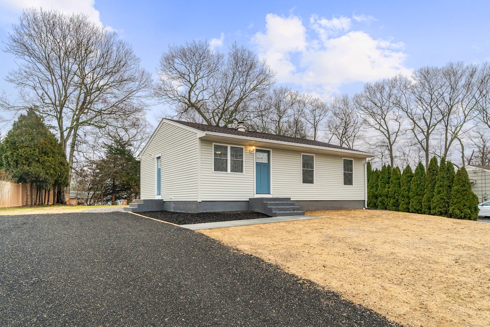 54 Oslo St, Mystic, CT 06355 - photo 1