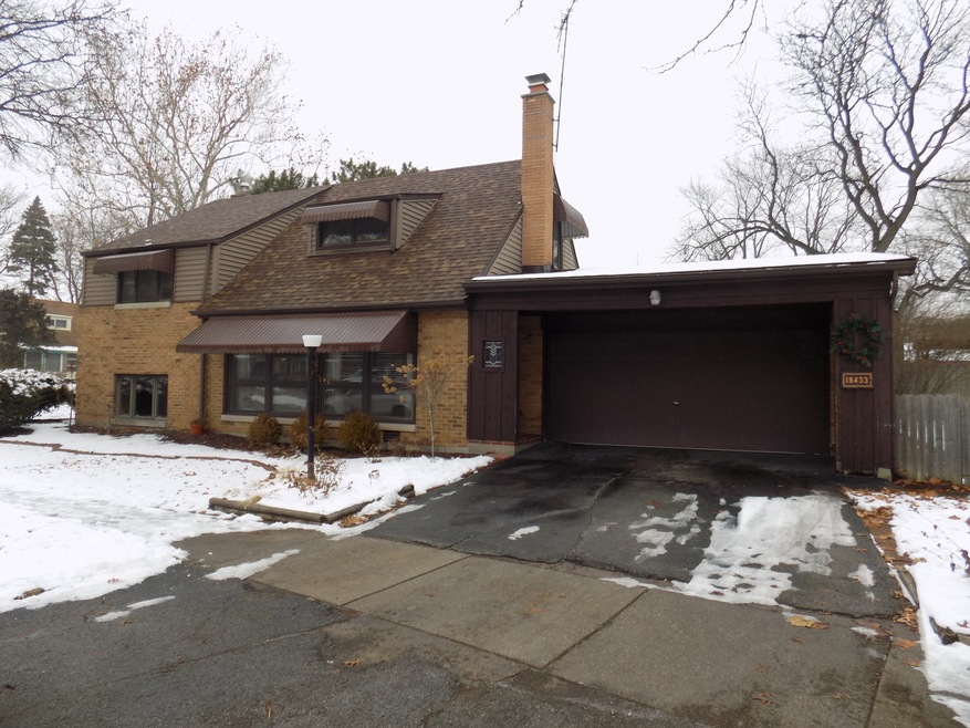 18433 Clyde Rd, Homewood, IL 60430 - photo 1