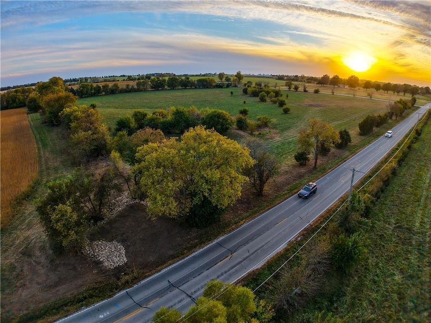 0 Switzer Rd unit HMS2588257, Bucyrus, KS 66013 - photo 1