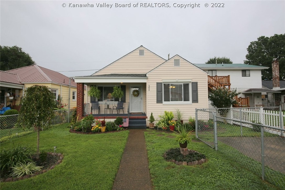 308 25th St, Dunbar, WV 25064 - photo 1