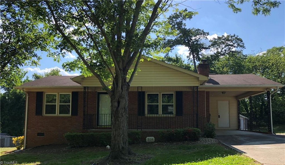 514 Warriner St, Reidsville, NC 27320 - photo 1