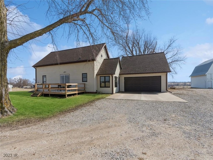 4167 N 19th Ave W, Newton, IA 50208 - photo 1