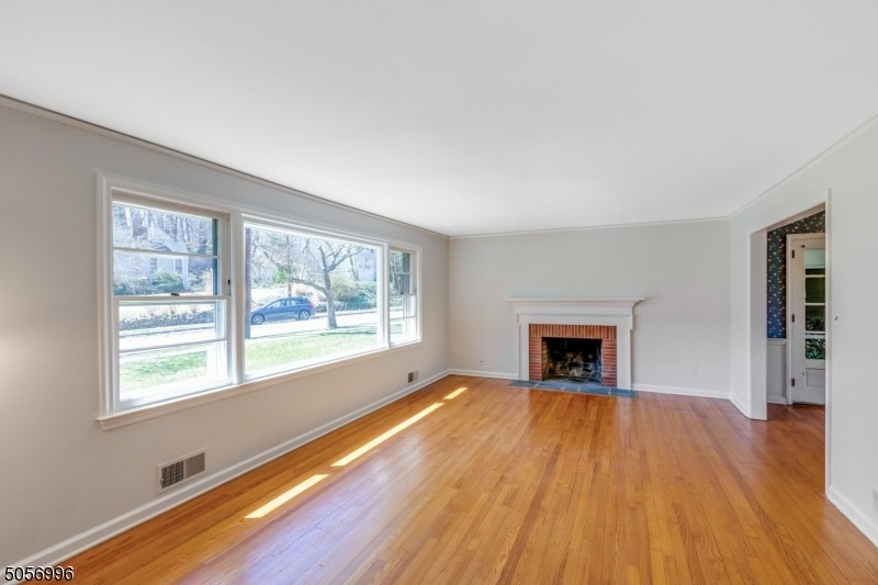 1 Woodcliff Dr, Madison, NJ 07940 - photo 1