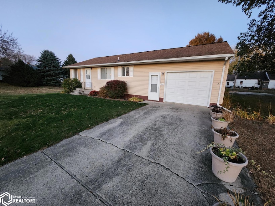 210 N Mill Rd, Buffalo Center, IA 50424 - photo 1