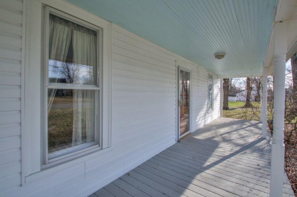 930 Horse Mountain Rd, Shelbyville, TN 37160 - photo 1