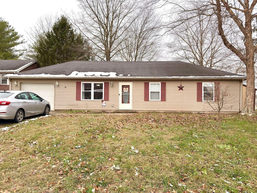 551 Old Peacock Rd, Paris, KY 40361 - photo 1
