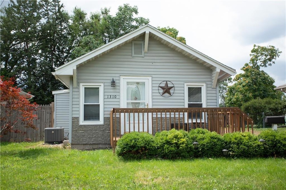 1310 E 26th Ct, Des Moines, IA 50317 - photo 1