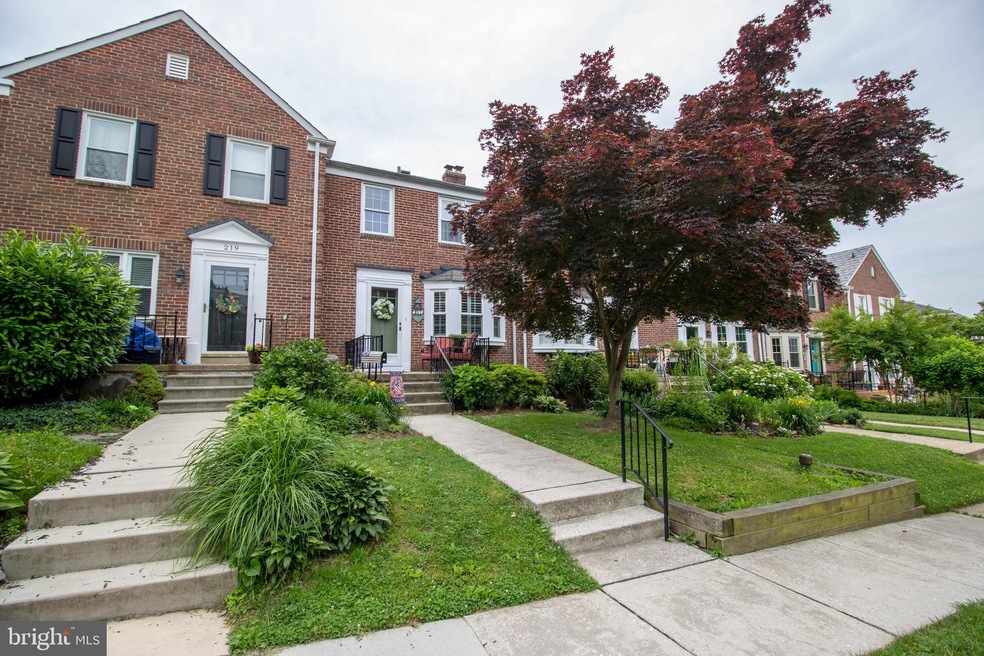 217 Brandon Rd, Baltimore, MD 21212 - photo 1