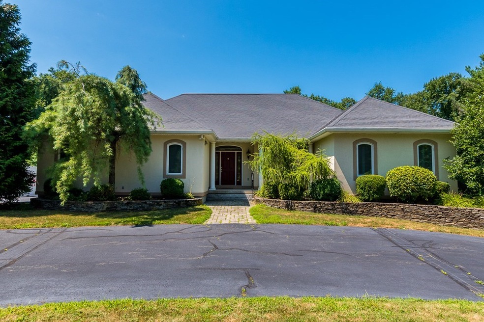 1 Mc Sweeney Way, Burlington, MA 01803 - photo 1