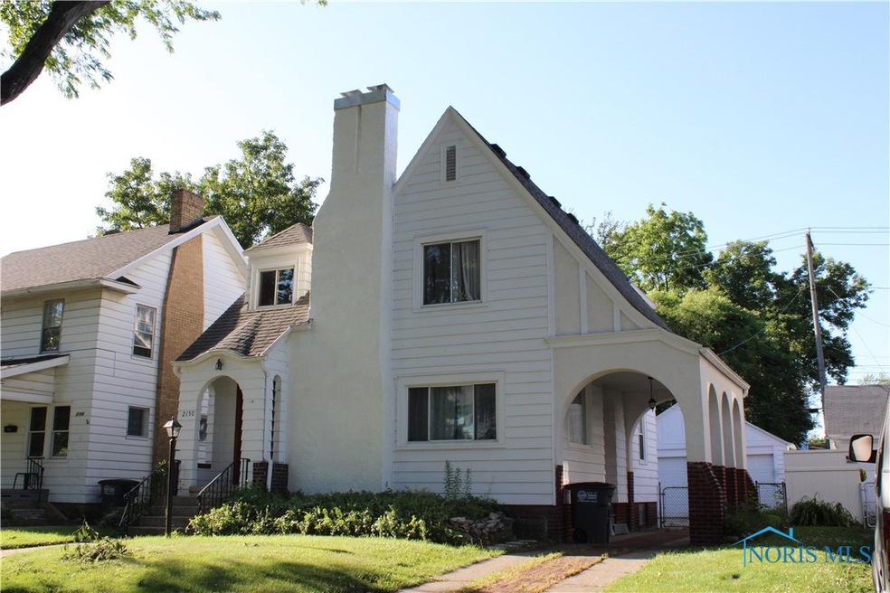 2150 Charlestown Ave, Toledo, OH 43613 - photo 1