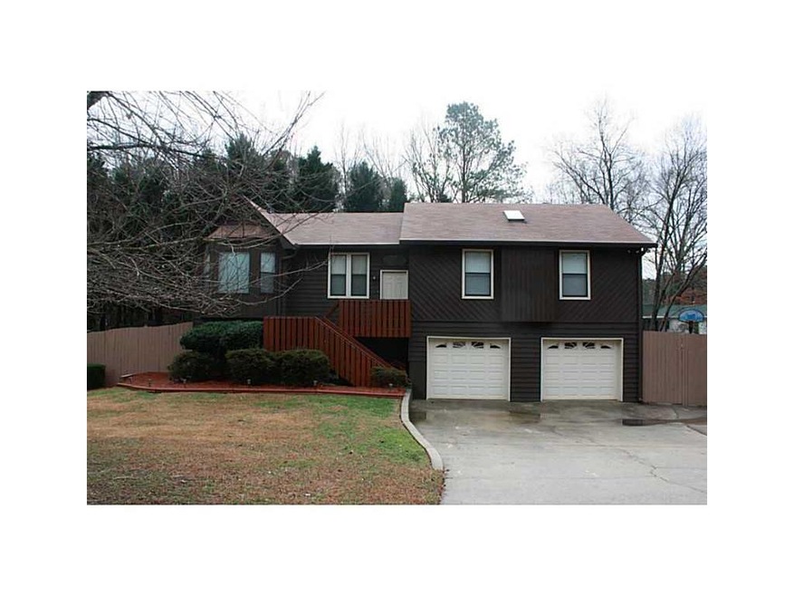 Exterior Front. Close-in west Cobb, Hillgrove High