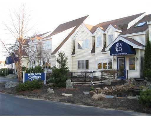 1373 Post Rd unit 9G, Wells, ME 04090 - photo 1