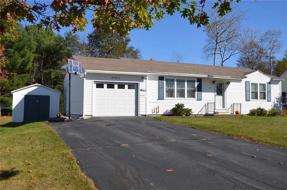 Maine Country Home for Sale in Brewer