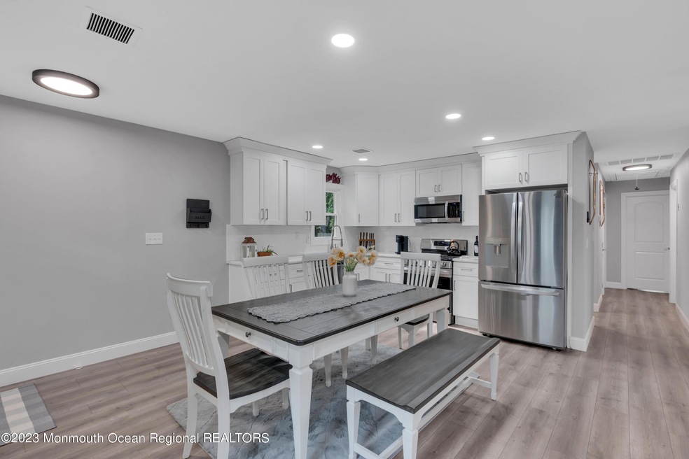 2332 5th Ave 1