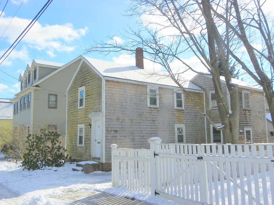 26 Hancock St, Newburyport, MA 01950 - photo 1