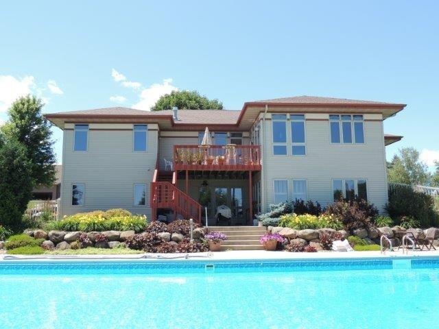 944 Autumn Woods Ln, Oregon, WI 53575 - photo 1