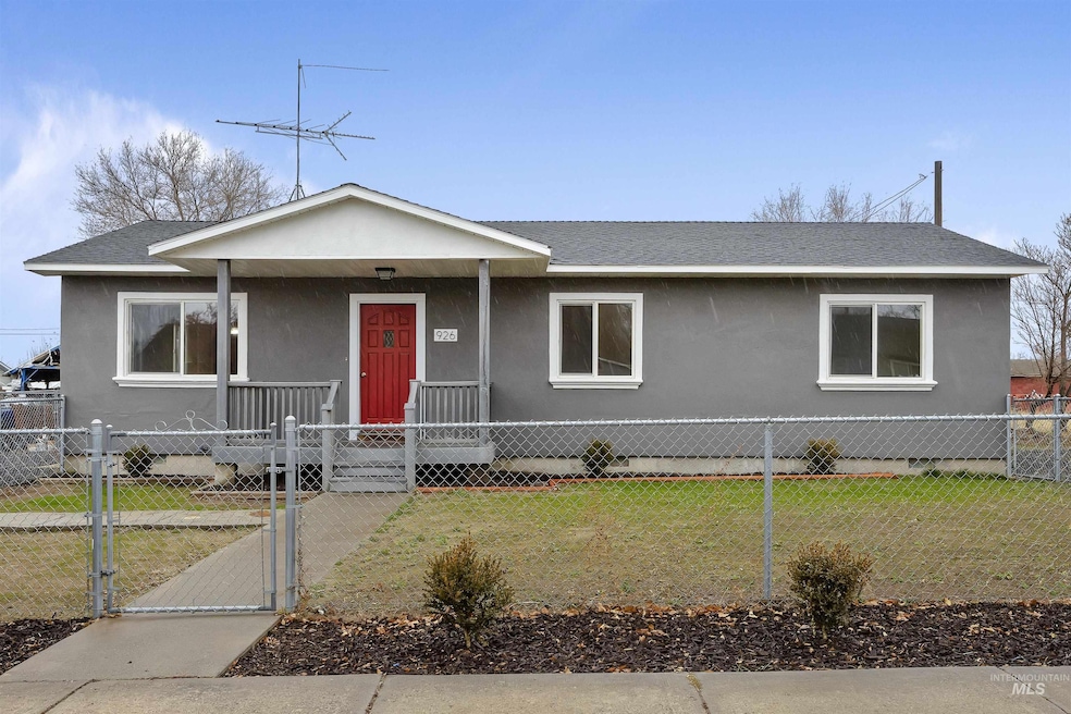 926 4th Ave W, Twin Falls, ID 83301 - photo 1