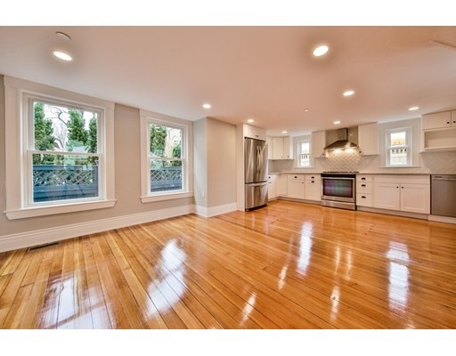 20 Sargent St unit R, Cambridge, MA 02140 - photo 1