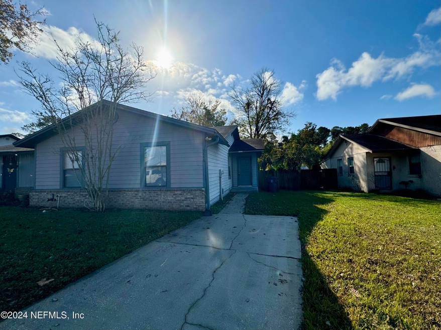 8846 Cavender Dr, Jacksonville, FL 32216 - photo 1
