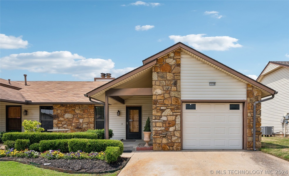 Half Duplex - walk to Rhema