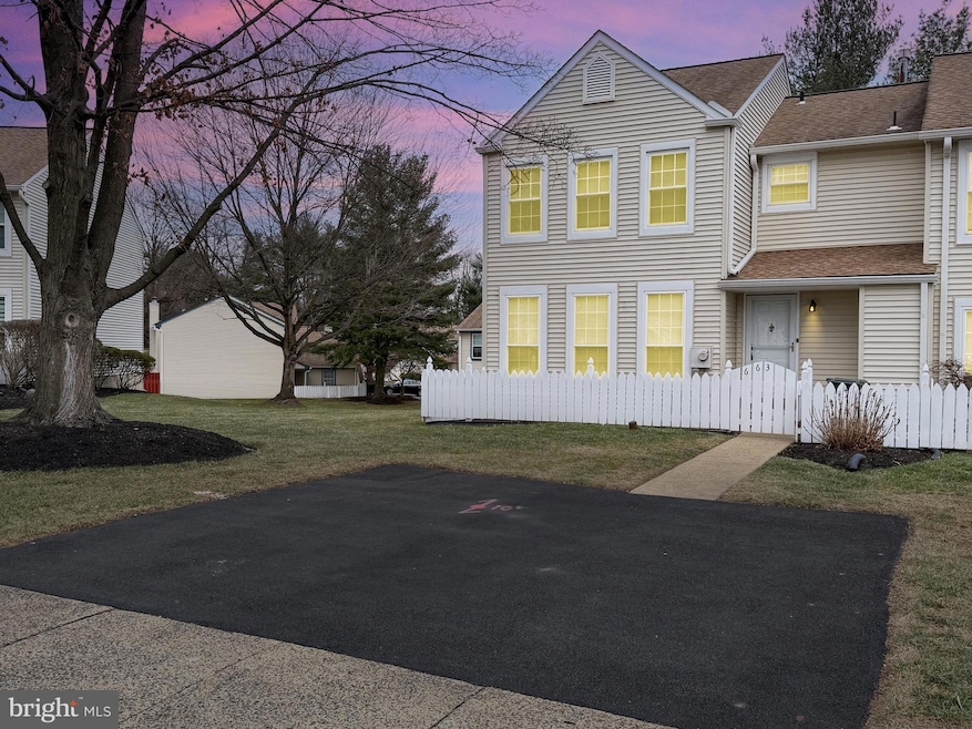 663 Croft Dr, Southampton, PA 18966 - photo 1