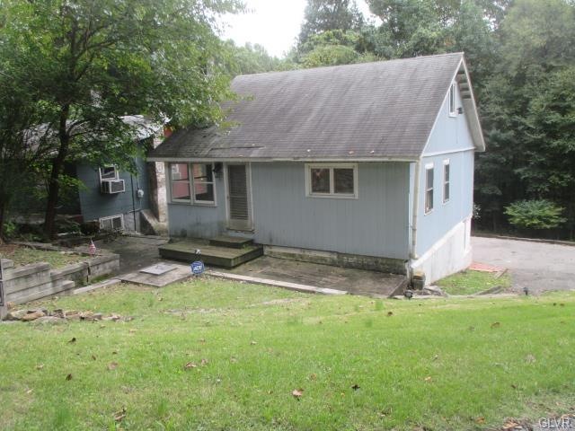 465 Rock Cliff Rd, Emmaus, PA 18049 - photo 1