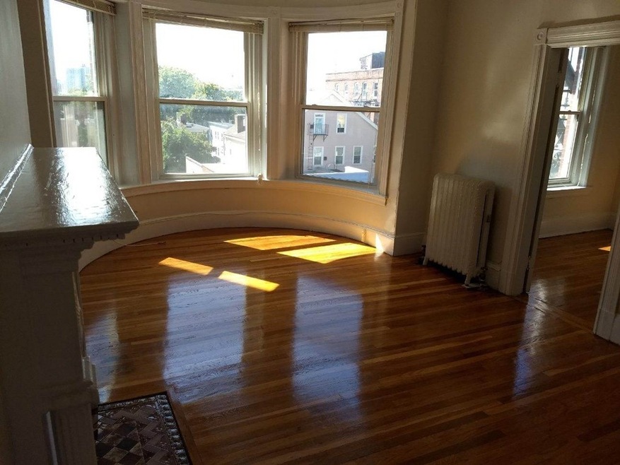 891 Massachusetts Ave unit 10, Cambridge, MA 02139 - photo 1