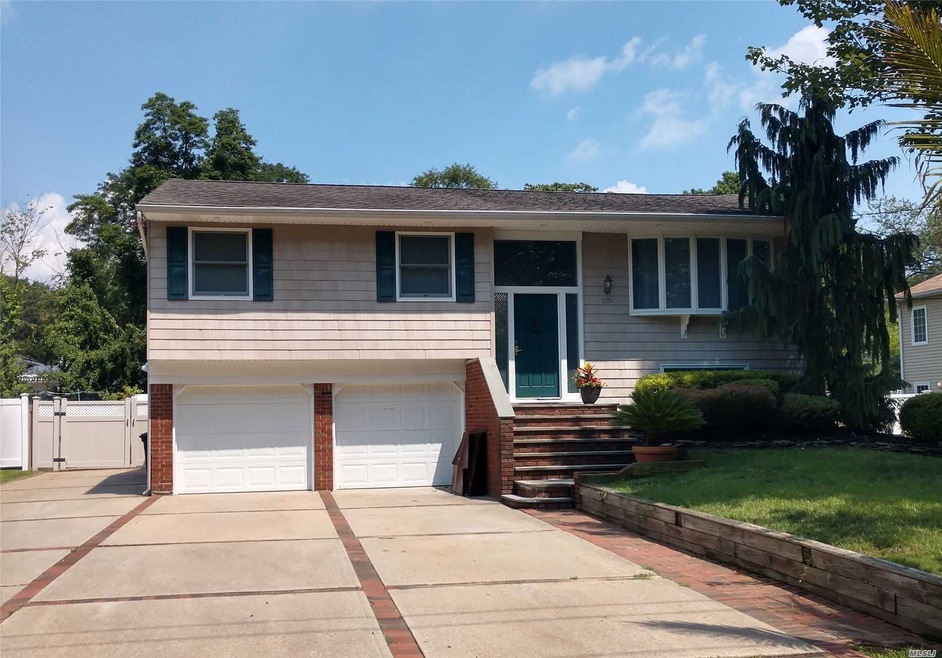 339 Bridge Rd, Hauppauge, NY 11788 - photo 1