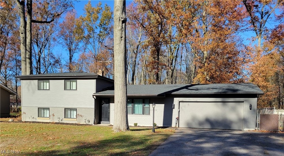 34412 Puth Dr, Avon, OH 44011 - photo 1