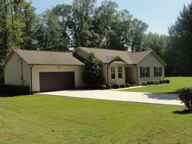 3425 Middleford Dr, Cookeville, TN 38506 - photo 1